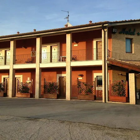 فندق Ristorante La Cascina